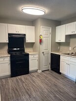 The Reserve at Opelika in Opelika, AL - Building Photo