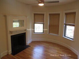 49 St Germain St, Unit 3 in Boston, MA - Building Photo