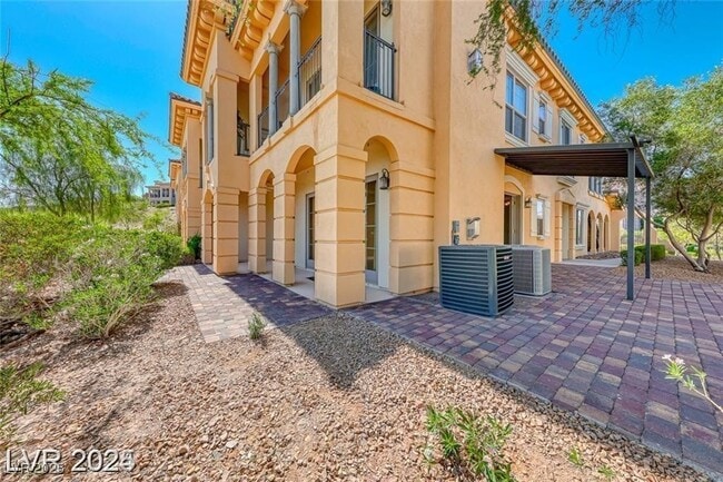 21 Via Visione in Henderson, NV - Building Photo - Building Photo