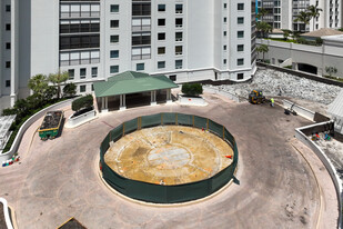 Biltmore at Bay Colony in Naples, FL - Foto de edificio - Building Photo