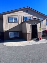 127 W 45th St in Loveland, CO - Building Photo