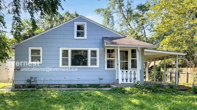 301 SE 5th St