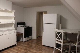 324 9th St, Unit 3 in Evanston, WY - Building Photo - Building Photo