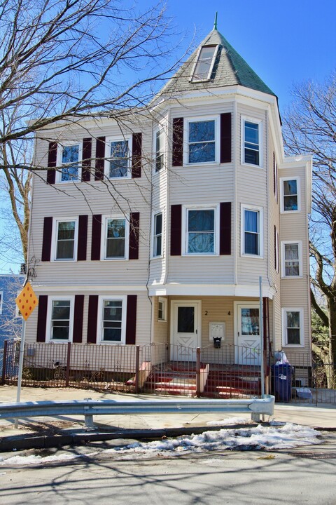 4 Draper St, Unit 2 in Boston, MA - Building Photo