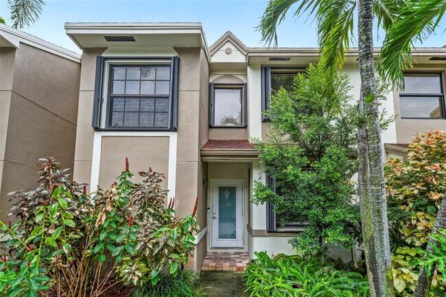 214 City View Dr in Fort Lauderdale, FL - Building Photo - Building Photo