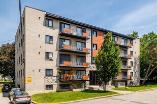 6031 Émile-Nelligan in Montréal, QC - Building Photo