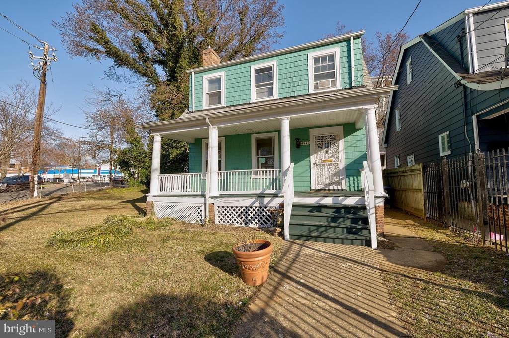 4917 Arkansas Ave NW in Washington, DC - Building Photo