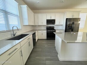 710 N Bay Dr in Gilbert, AZ - Building Photo - Building Photo