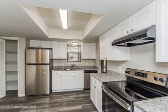 1711 Barker St NE in Palm Bay, FL - Building Photo - Building Photo