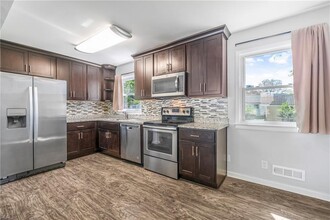 6419 Grimes Ave in Norfolk, VA - Building Photo - Building Photo