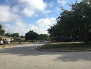 3601 Comanche St in Bryan, TX - Building Photo - Building Photo