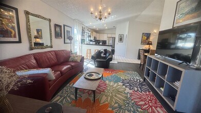 5483 Casablanca Cir in Sebring, FL - Building Photo - Building Photo