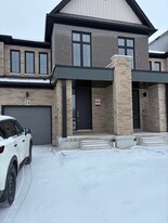 101 Manuel St in Stratford, ON - Building Photo