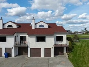 435 Nicklaus Ct in Richland, WA - Building Photo - Building Photo