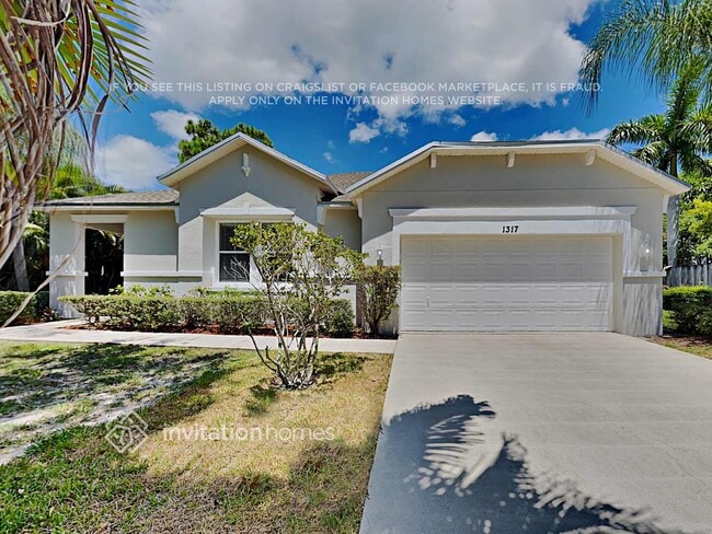 property at 1317 SW California Blvd
