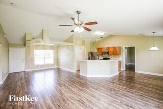 1414 SW Apache Ave in Port St. Lucie, FL - Building Photo - Building Photo