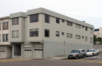 400 Taraval St in San Francisco, CA - Building Photo - Building Photo