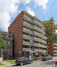 Princess Apartments in Hamilton, ON - Building Photo - Building Photo