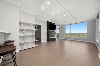 1901 S Calumet Ave in Chicago, IL - Building Photo - Building Photo