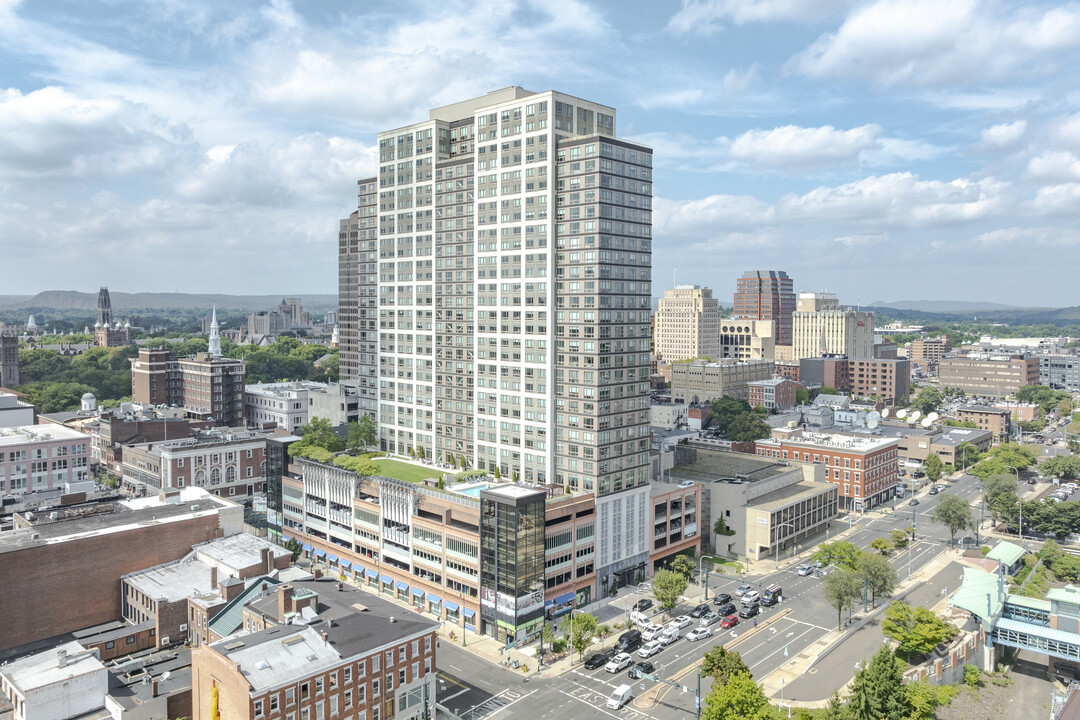 360 State Street in New Haven, CT - Foto de edificio