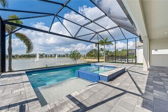 8786 St Lucia Dr in Naples, FL - Building Photo - Building Photo