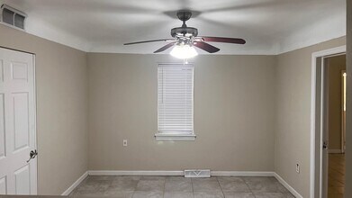 25323 Orchard Lake Rd in Farmington Hills, MI - Building Photo - Building Photo