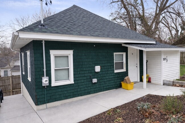 property at 337 1/2 Riverside Dr