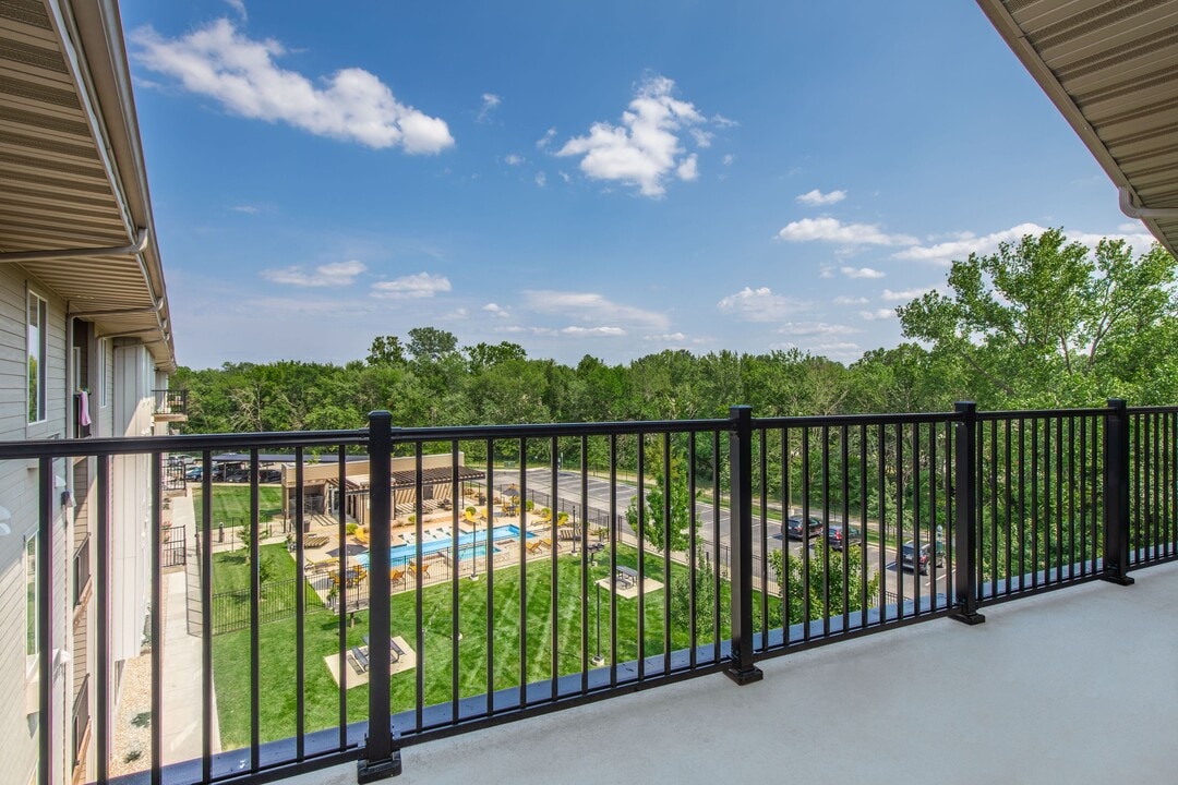 Trail's Bend Apartments in Springfield, MO - Building Photo