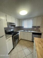 5126 Lance St in Panama City, FL - Building Photo - Building Photo