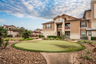 The Crossing at Katy Ranch in Katy, TX - Foto de edificio - Building Photo