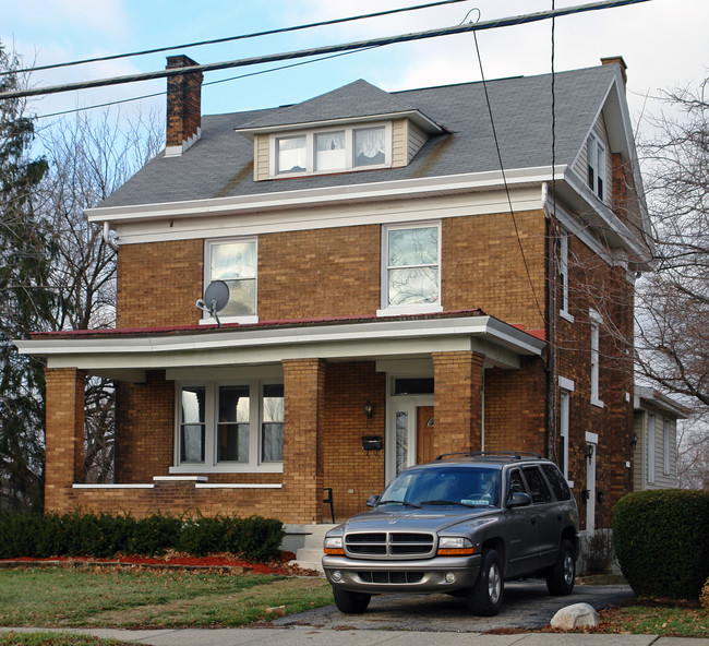 3161 Glenmore Ave in Cincinnati, OH - Building Photo - Building Photo