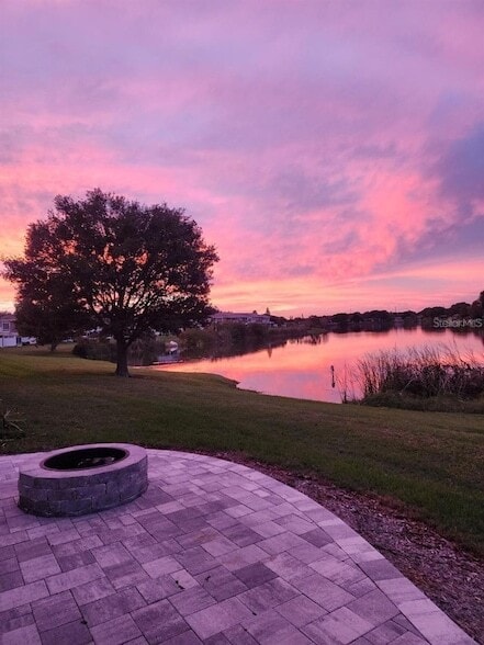 8211 118th Ave N in Largo, FL - Foto de edificio - Building Photo