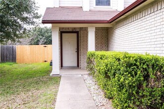 1209 Still Meadow Dr in Leander, TX - Building Photo - Building Photo