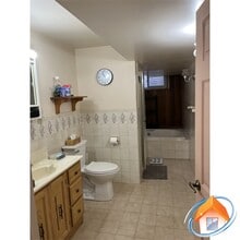 24 Cliffwood Rd in Toronto, ON - Building Photo - Building Photo