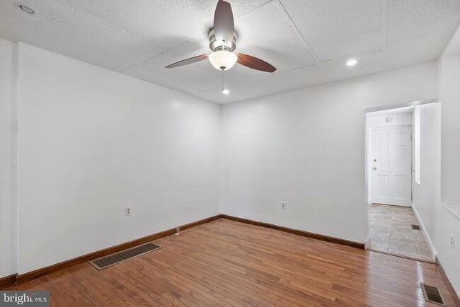 property at 626 Carpenter St