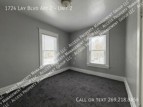 1724 Lay Blvd in Kalamazoo, MI - Building Photo - Building Photo