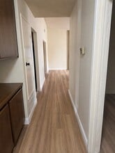 220 Notre Dame Dr, Unit 1 bed 1 bath apartment in Vallejo, CA - Foto de edificio - Building Photo