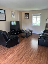 107 Horatio Blvd in Buffalo Grove, IL - Building Photo - Building Photo