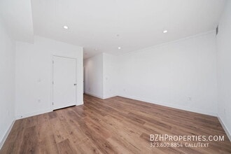 6336 Beck Ave in Los Angeles, CA - Building Photo - Building Photo