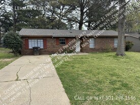 516 Lehman Dr in Jacksonville, AR - Building Photo