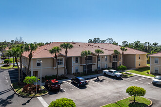 Ibis Club Apartments in Naples, FL - Building Photo - Primary Photo