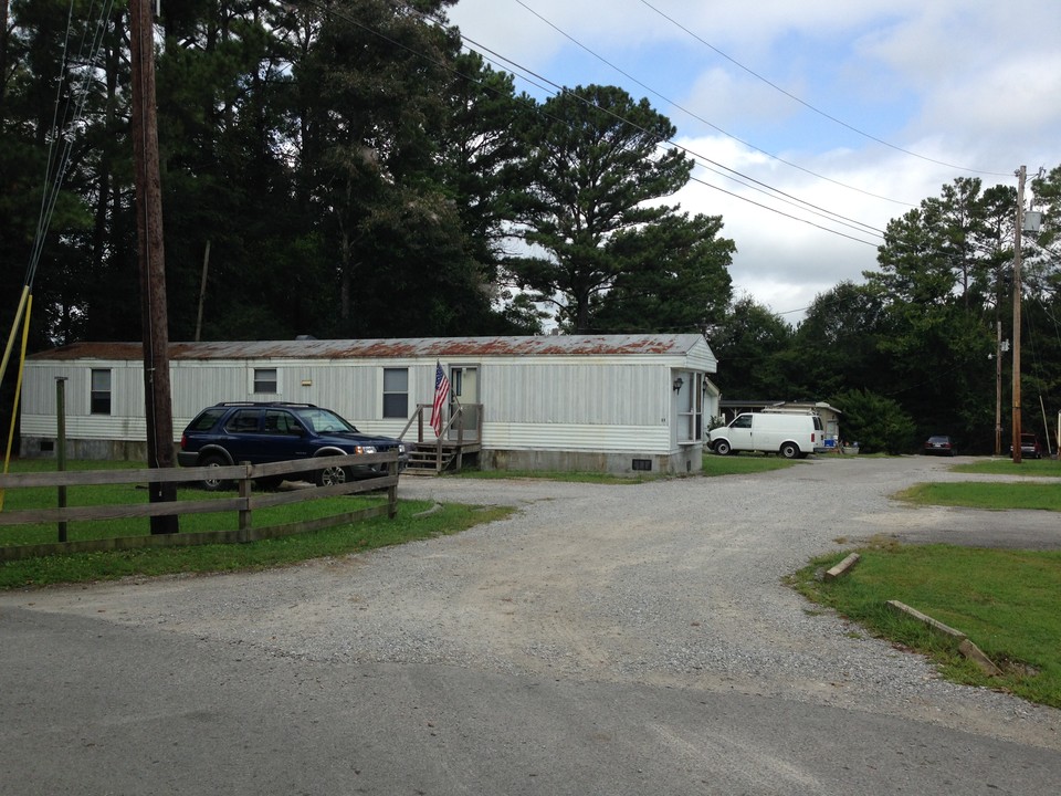 41 Friendly Ln in Ringgold, GA - Building Photo