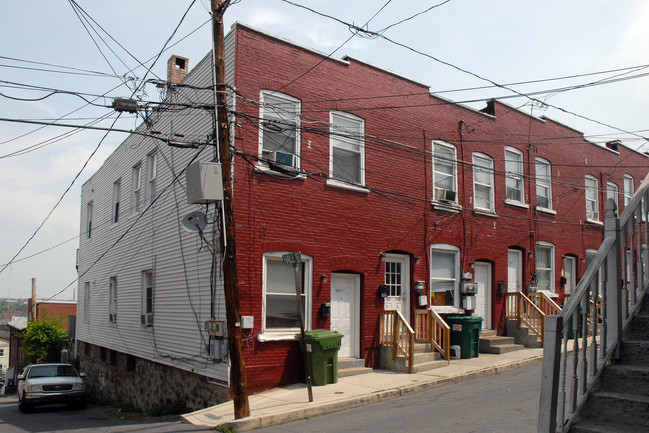 1023-1033 Mechanic St in Bethlehem, PA - Building Photo - Building Photo