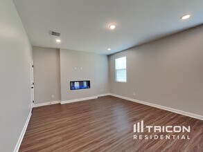 176 Millbrook Dr in Spring Hill, TN - Building Photo - Building Photo
