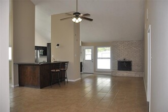 4715 Glendower Dr in Spring, TX - Building Photo - Building Photo