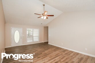 110 Gingerbread Pl in Fayetteville, GA - Building Photo - Building Photo