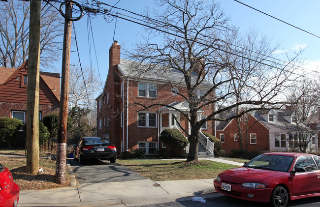 8109 Garland Ave in Takoma Park, MD - Building Photo - Building Photo