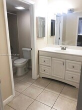 10757 Cleary Blvd in Plantation, FL - Building Photo - Building Photo