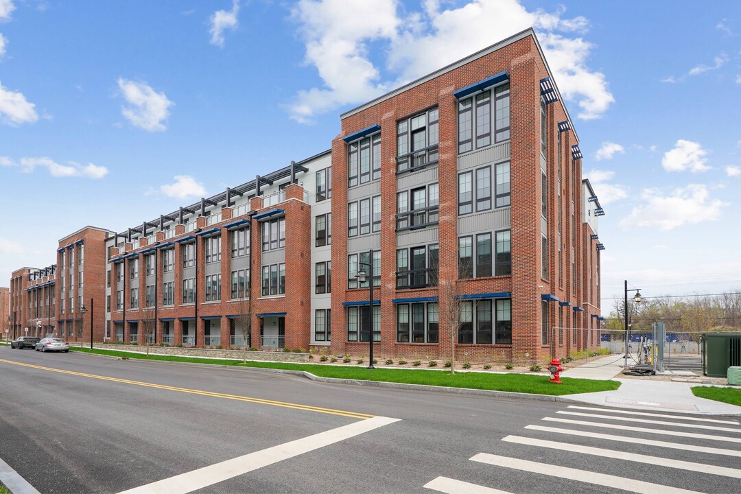 Emerson in Tarrytown, NY - Foto de edificio