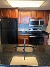 1280 W Peachtree St NW in Atlanta, GA - Building Photo - Building Photo